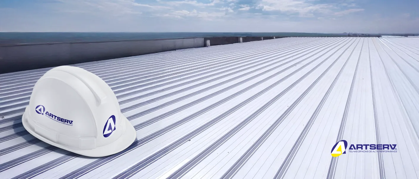 Cobertura industrial com telhas zipadas ArtServ